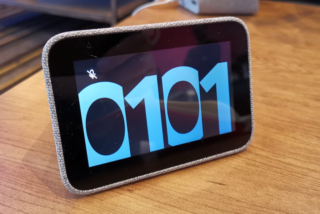 Lenovo Smart Clock with Google Assistant