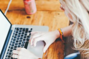 change startup apps on Mac