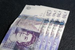 Broadband compensation