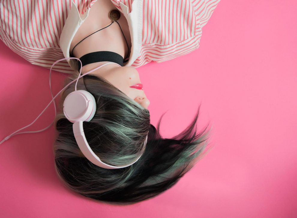 remove the gaps between songs on Spotify