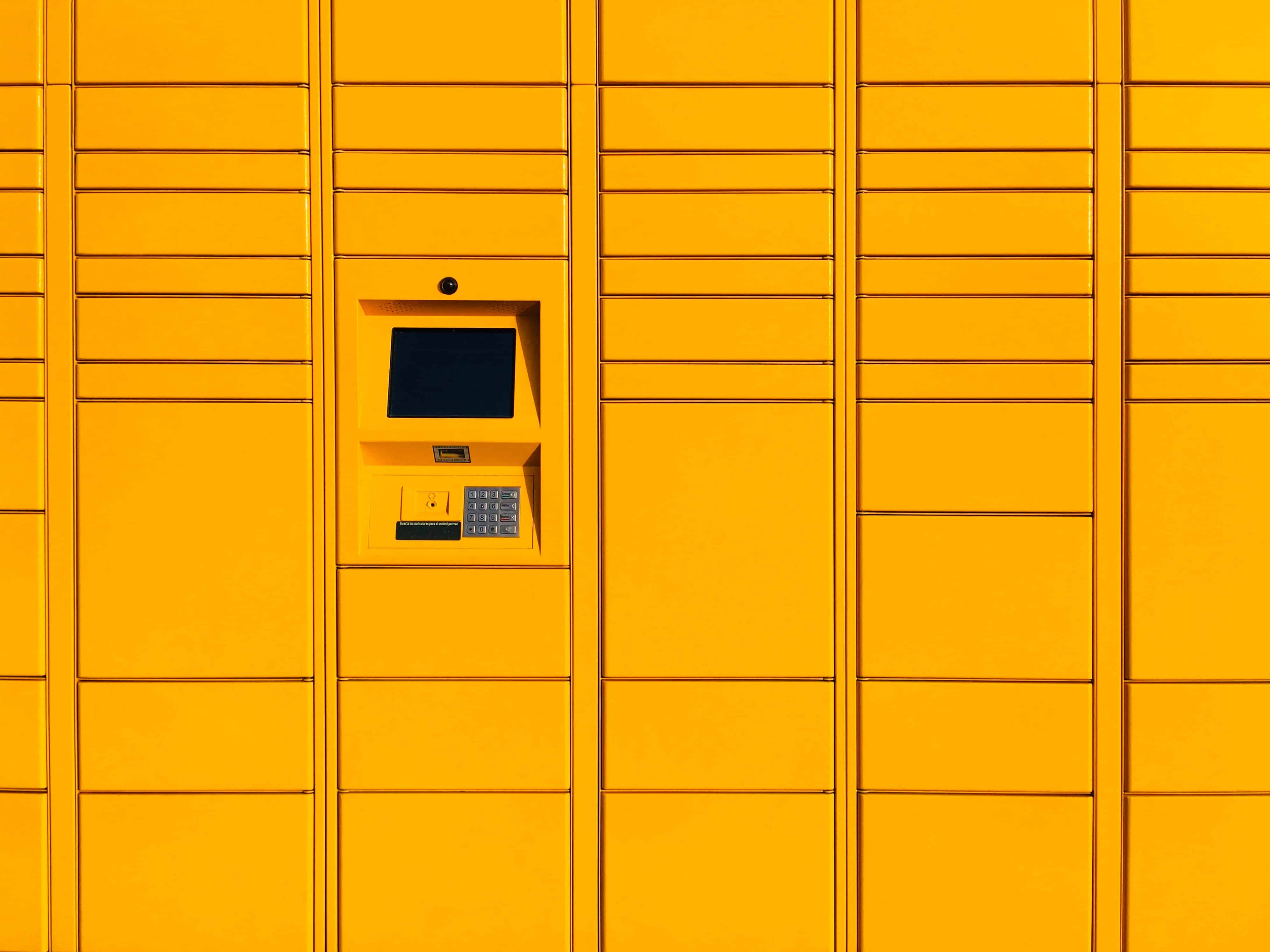 What Does An Amazon Locker Associate Do